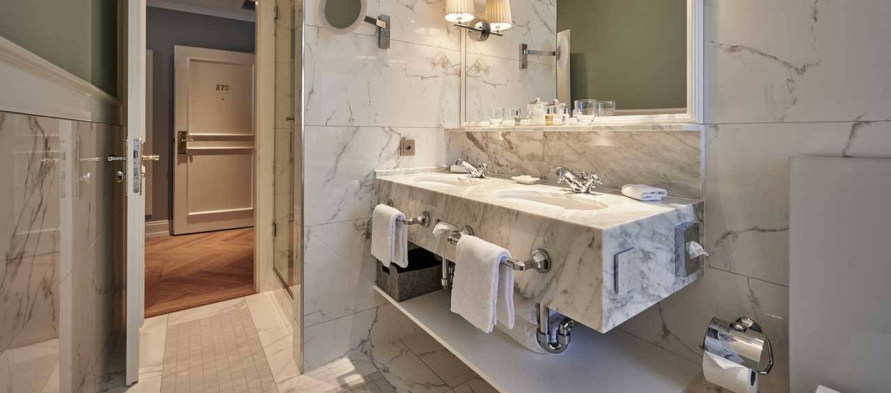  victoria_jungfrau_rooms_suites_junior_deluxe_suite
